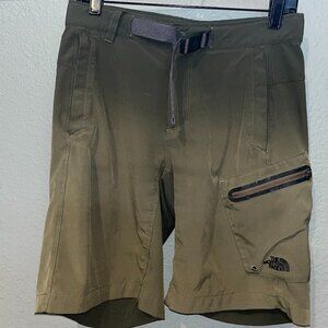 Vintage THE NORTH FACE Men's Cargo Shorts - Army Green Ombre / Fading - Size 30